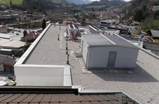 Flachdach Kinderkrankenhaus Schwarzach