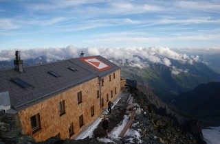 Dacheindeckung mit Aluminium Dachplatten